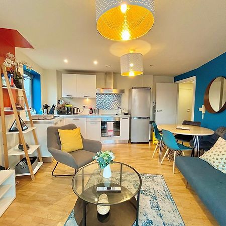 Skyview Apartment By Noknokstay - City Centre With Parking - Group, Family, Business Sheffield Bagian luar foto