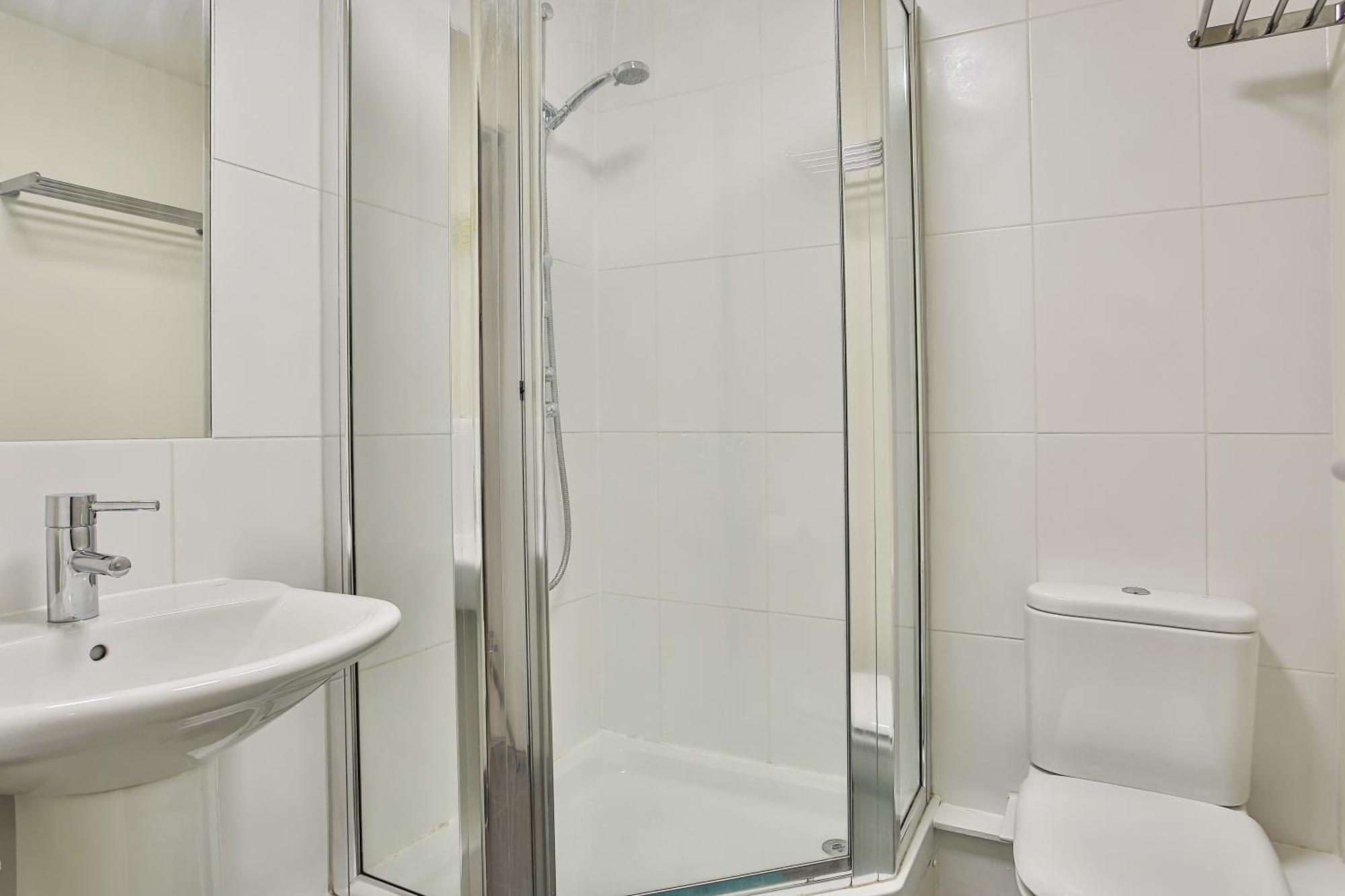 Skyview Apartment By Noknokstay - City Centre With Parking - Group, Family, Business Sheffield Bagian luar foto