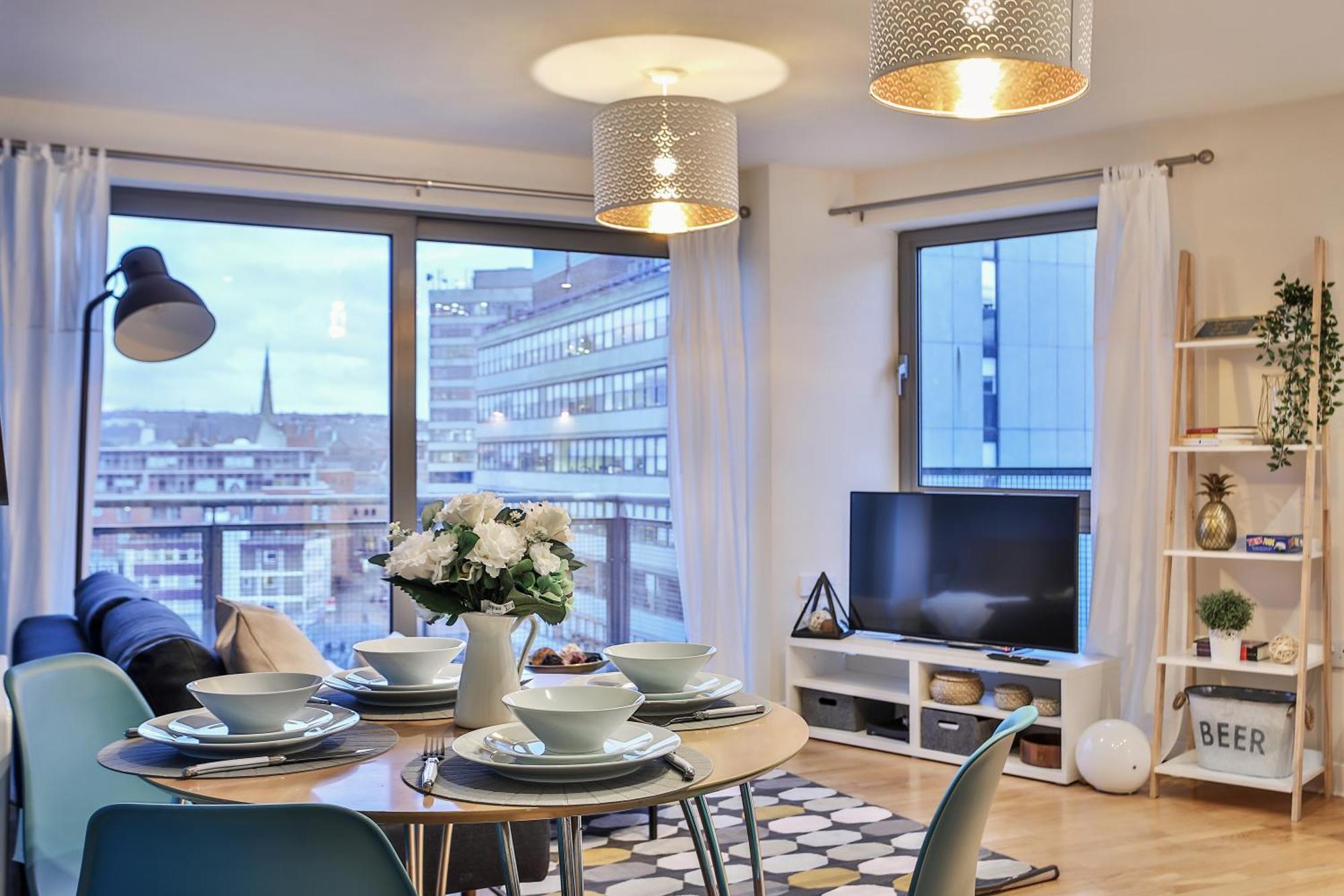 Skyview Apartment By Noknokstay - City Centre With Parking - Group, Family, Business Sheffield Bagian luar foto