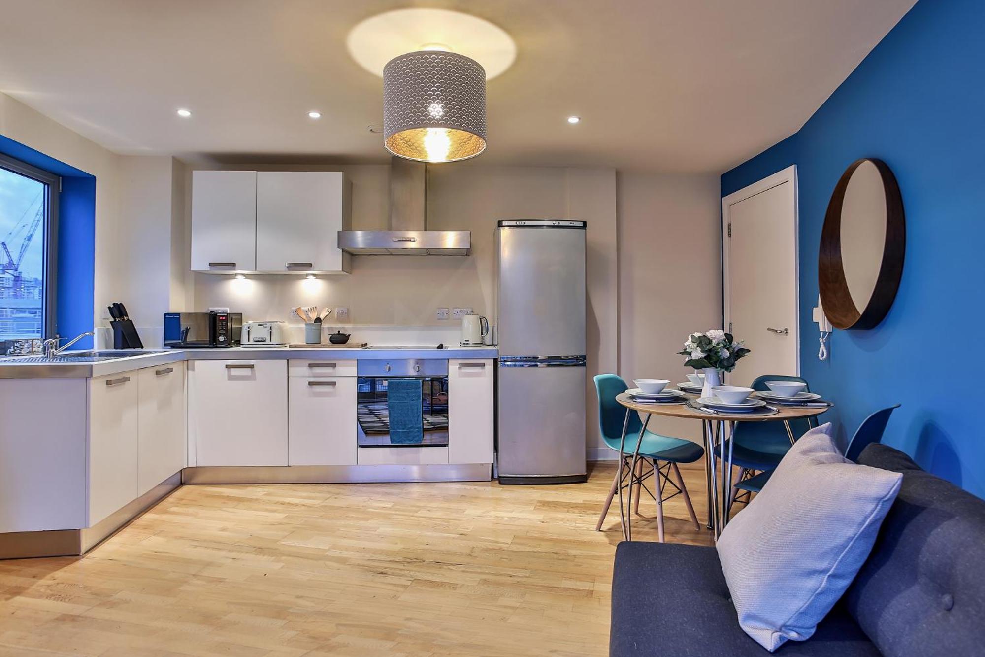 Skyview Apartment By Noknokstay - City Centre With Parking - Group, Family, Business Sheffield Bagian luar foto